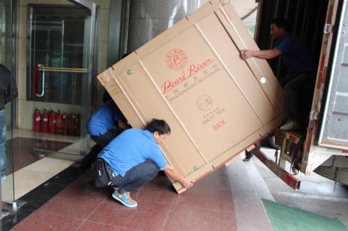 保城镇钢琴贵重工艺品无忧运
